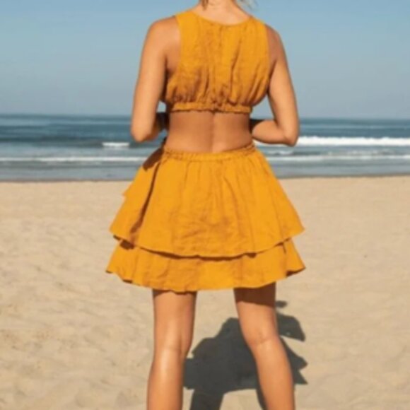 NWT Left On Friday Getaway Linen Beach Dress - Yellow/Gold - Size S - Picture 3 of 10